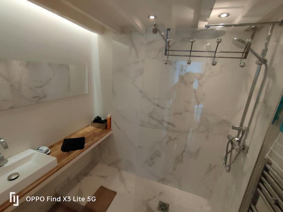 Ferienwohnung Fabulous Of Paris For 4 People Exterior foto
